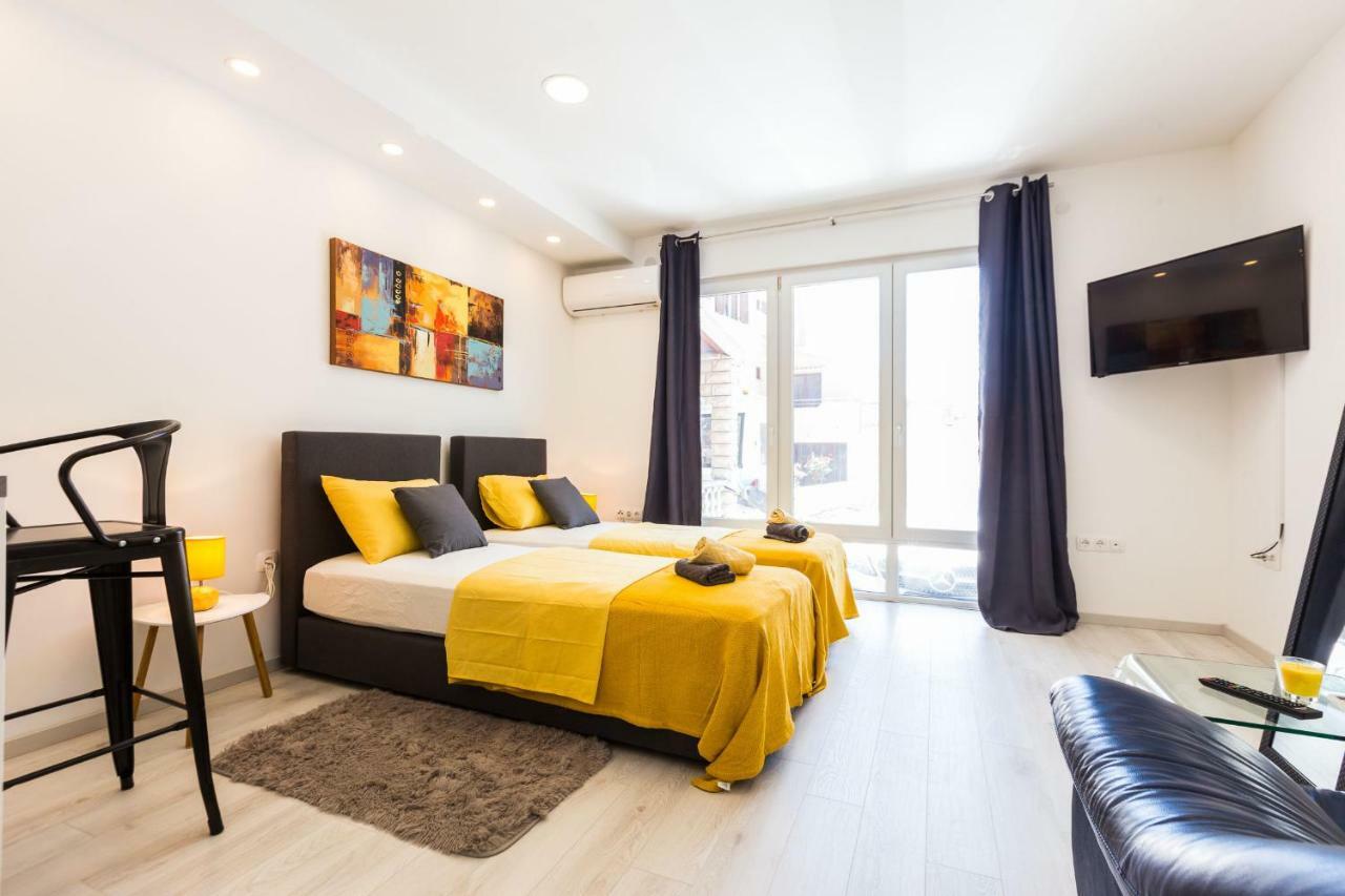 2sis Apartament *